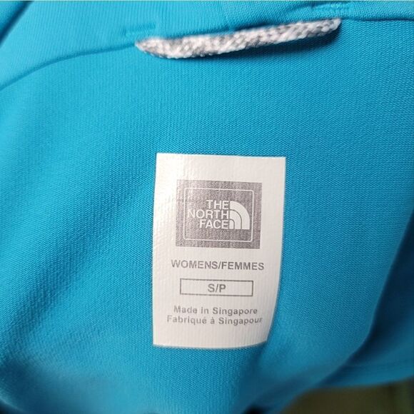 THE NORTH FACE Tank - Picture 6 of 6